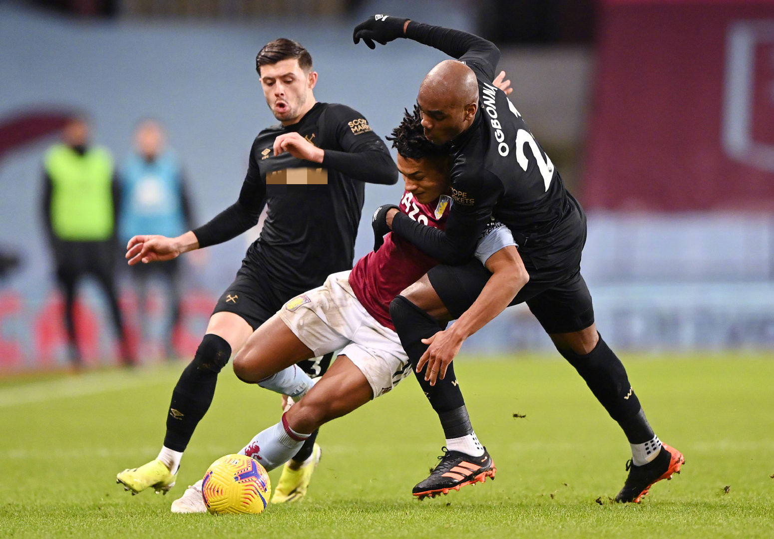 他多次展现 他多次展现