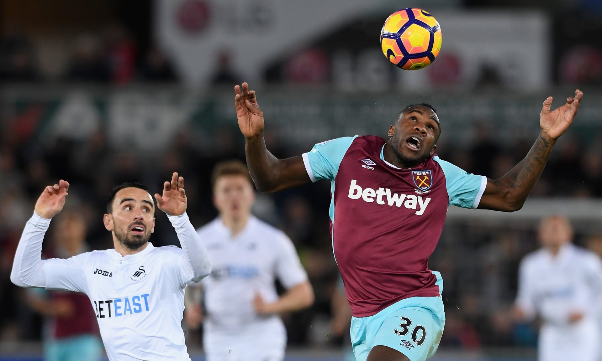 曼城转会至 曼城转会至